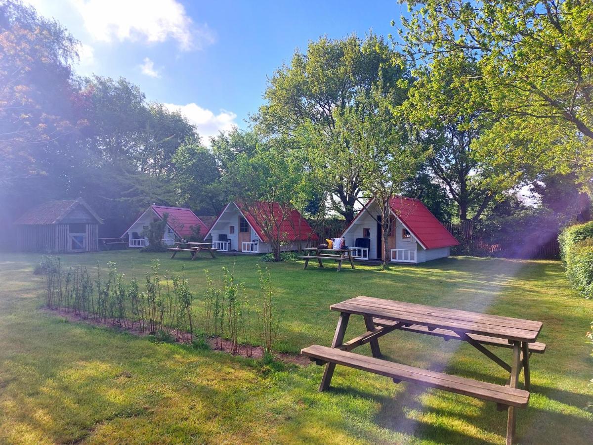 Slaaphuisjes Op Wielen Buitenwedde Westerwolde Exterior foto