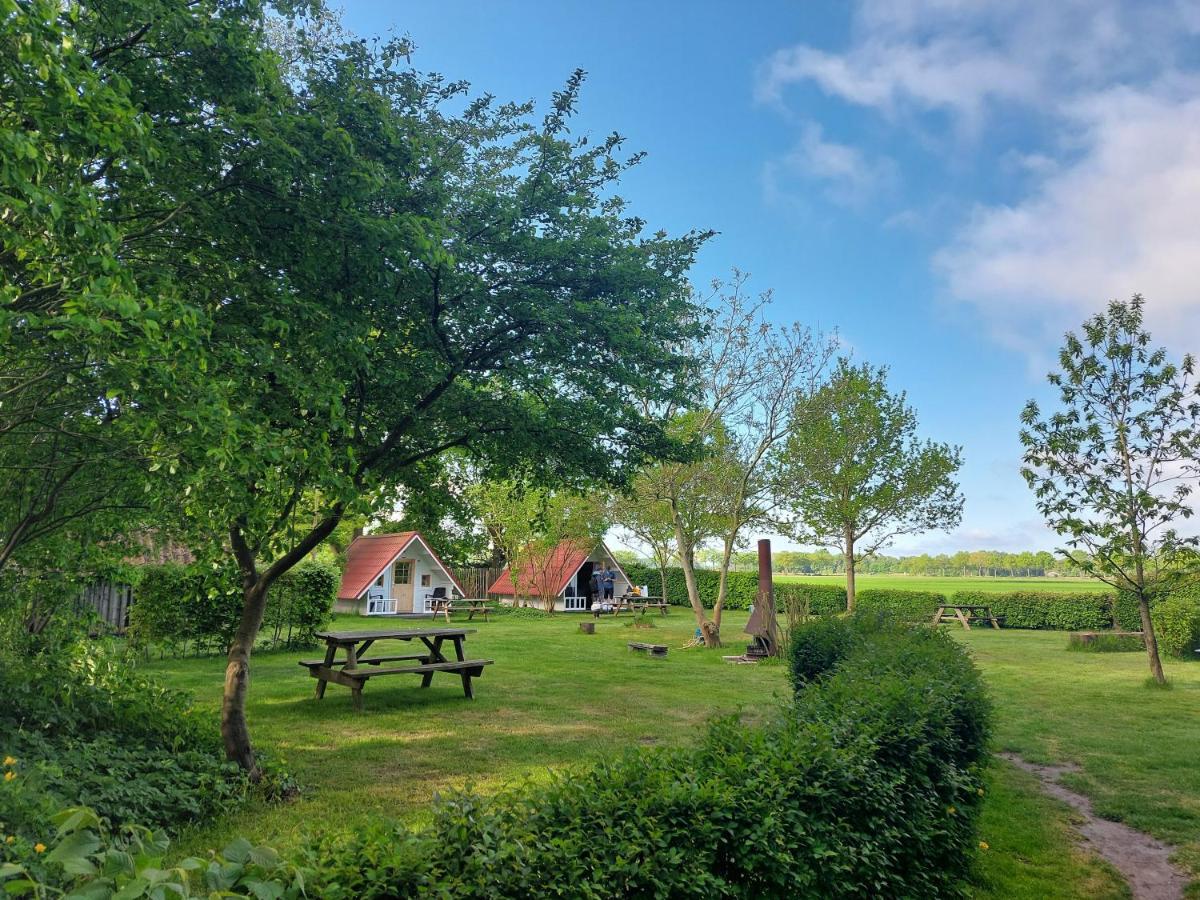 Slaaphuisjes Op Wielen Buitenwedde Westerwolde Exterior foto